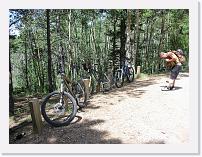 IMG_5049 * Taking a break near the ski resort road * 800 x 600 * (357KB)